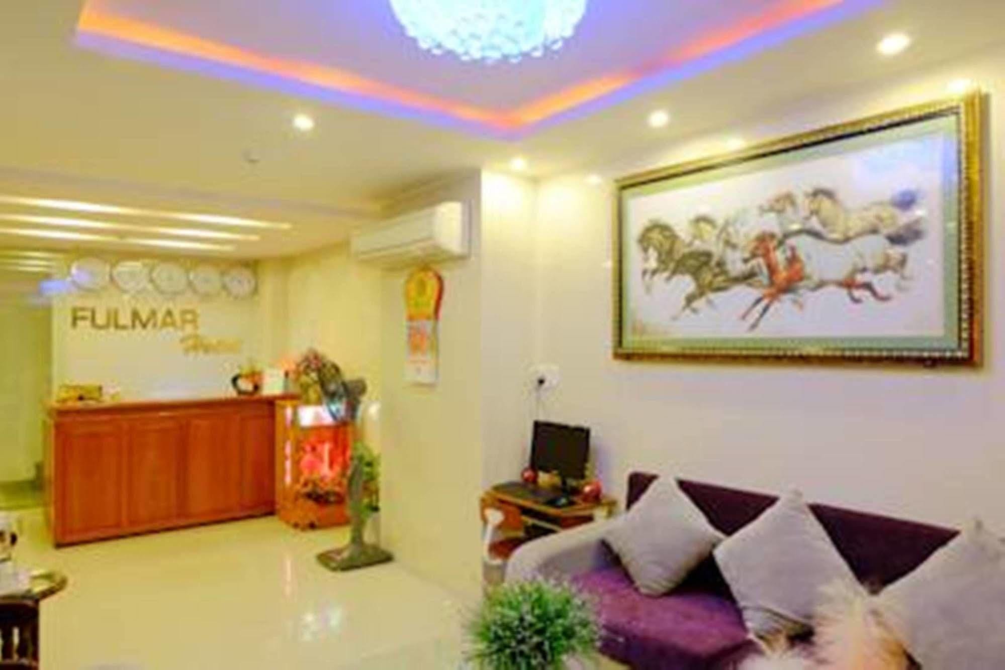 Fulmar Hotel Da Nang Exteriör bild