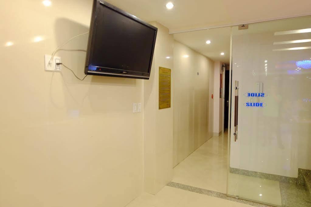 Fulmar Hotel Da Nang Exteriör bild